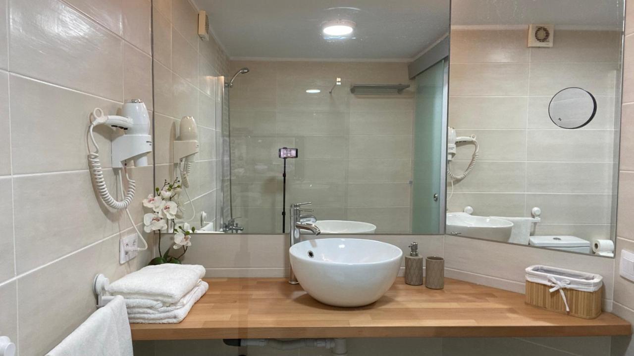 Enjoy A Sunny Apartment With Pool Next To The Sea Costa Adeje  Εξωτερικό φωτογραφία